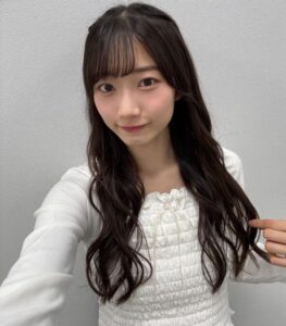 【僕青】早﨑すずきちゃんの私服!お姉ちゃんを意識したコーデに注目