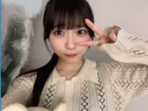 【僕青】金澤亜美ちゃんの私服！透かし編みカーディガンを特定してみた