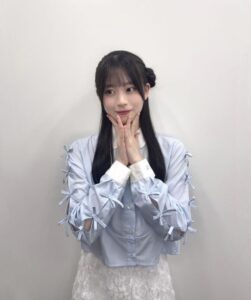 【僕青】長谷川稀未ちゃんの私服!リボンがいっぱいの可愛いシャツ