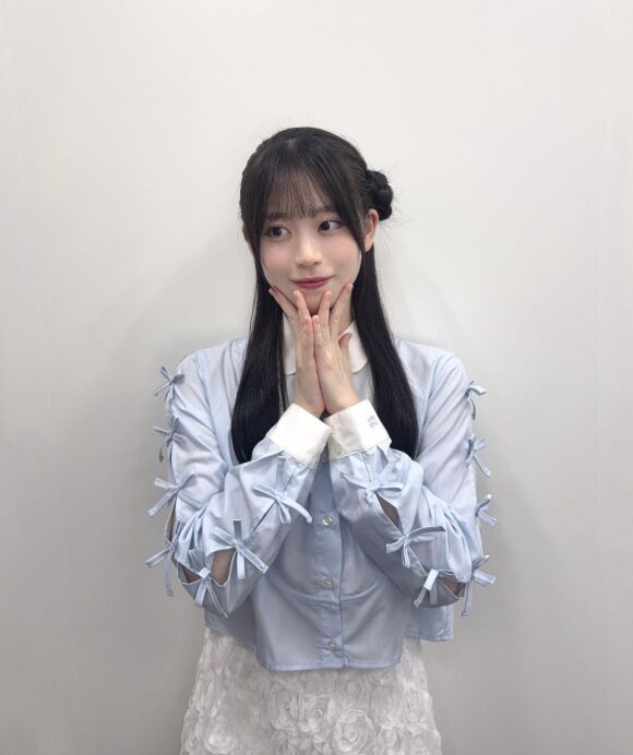 【僕青】長谷川稀未ちゃんの私服!リボンがいっぱいの可愛いシャツ