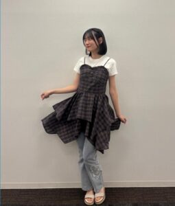 【僕青】柳堀花怜ちゃんの私服！わんぱくガーリーなコーデでフレアキャミワンピース