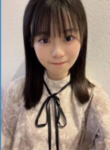 【僕青】木下藍ちゃんの私服！スタンドネックに取り外しできるリボンタイつきブラウス