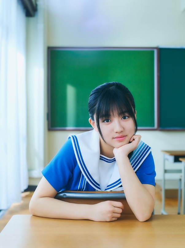 岩本理瑚 2023年8月 デビュー時プロフィール写真