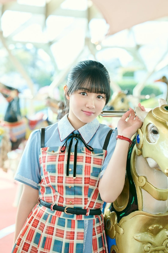 岩本理瑚 2025年8月 6thシングル期プロフィール写真