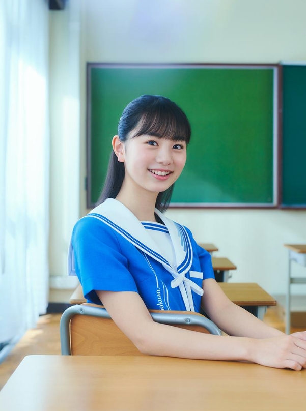 塩釜菜那 2023年8月 デビュー時プロフィール写真