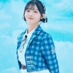 【秋田莉杏】最新私服まとめ｜ビッグスウェット×ロングブーツのすっきり脚見せコーデ（2024年秋冬）